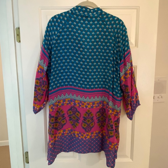 Tolani Print Silk Tunic - Picture 4 of 5